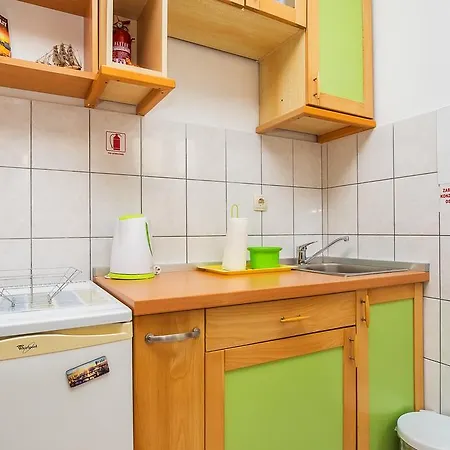 Teta Palmina Gasthuis Split
