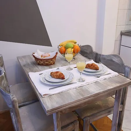 特塔帕尔米纳旅馆 斯普利特