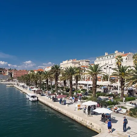 特塔帕尔米纳旅馆 4*