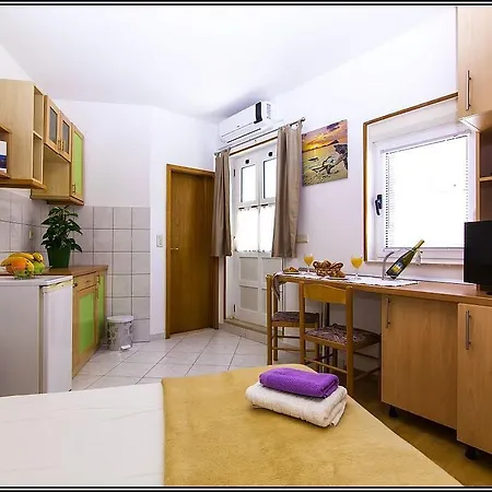 Casa de hóspedes Teta Palmina 4*